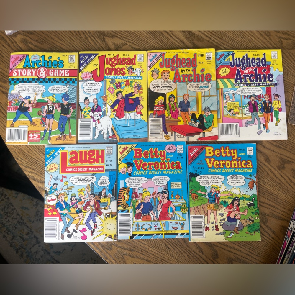 The Archie Digest Library. 7 Vintage Comic Books 1987. Jughead /Betty & Veronica